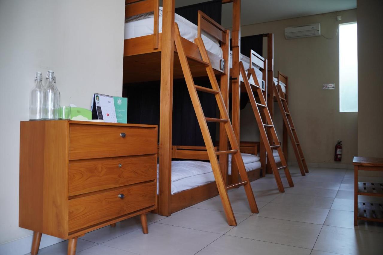 Escape Bajo Hotel Labuan Bajo Buitenkant foto