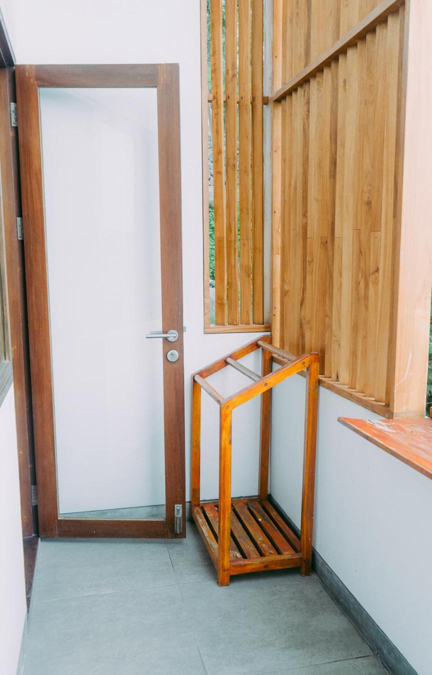 Escape Bajo Hotel Labuan Bajo Buitenkant foto