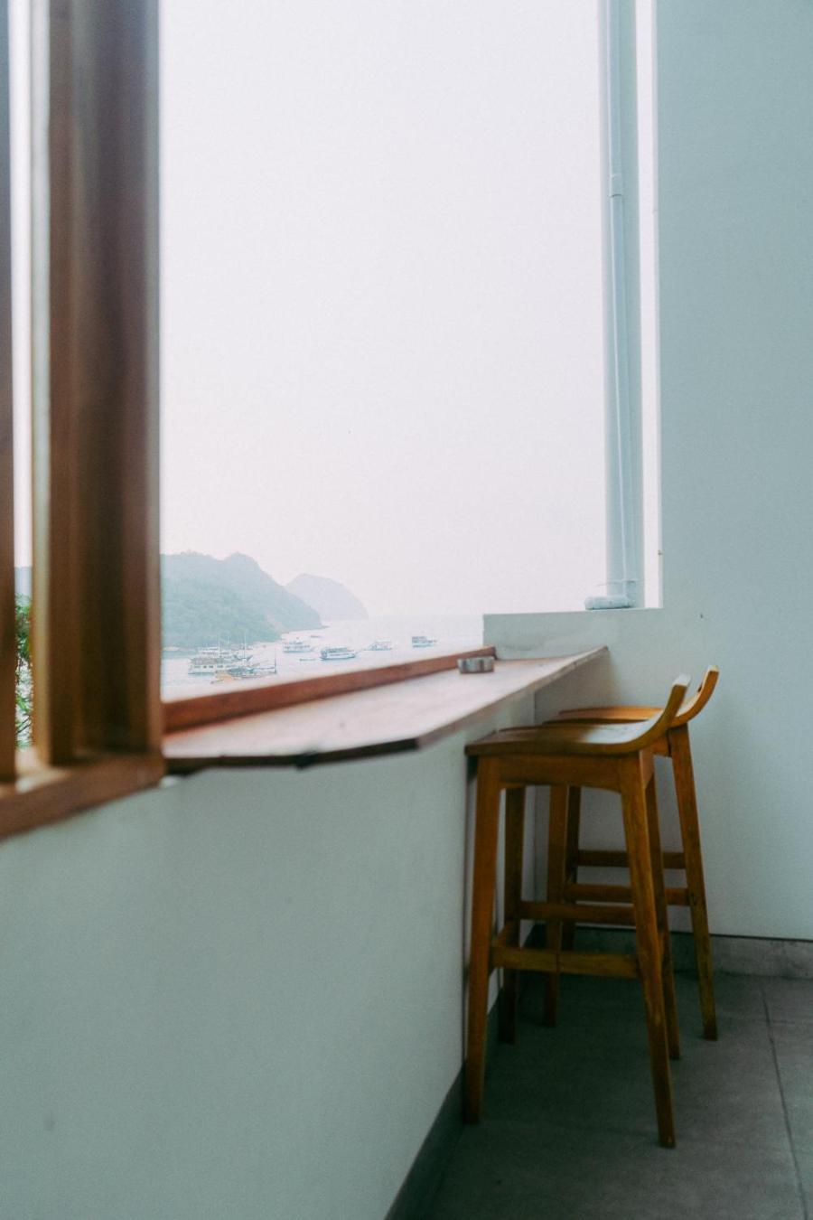 Escape Bajo Hotel Labuan Bajo Buitenkant foto