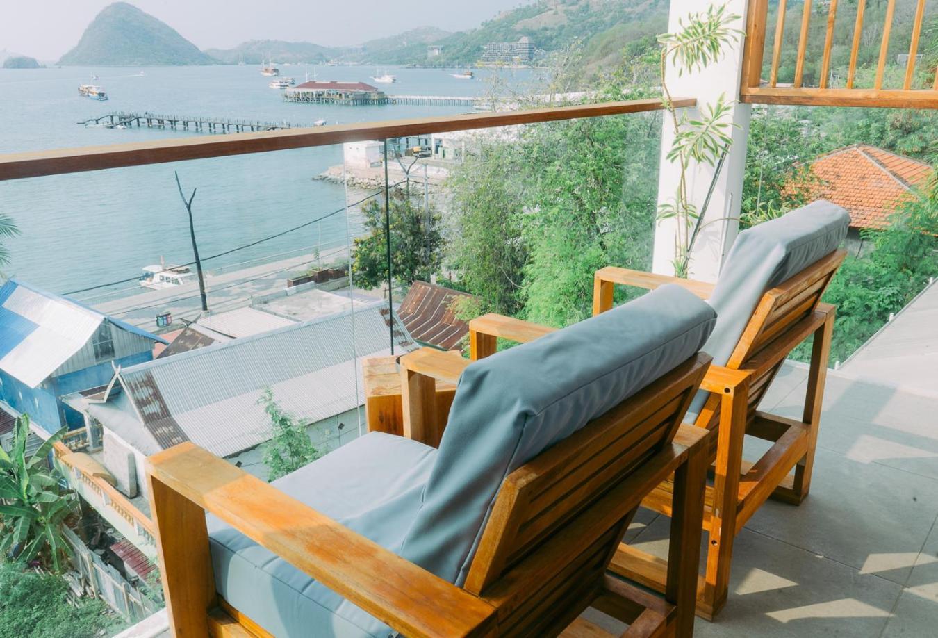 Escape Bajo Hotel Labuan Bajo Buitenkant foto