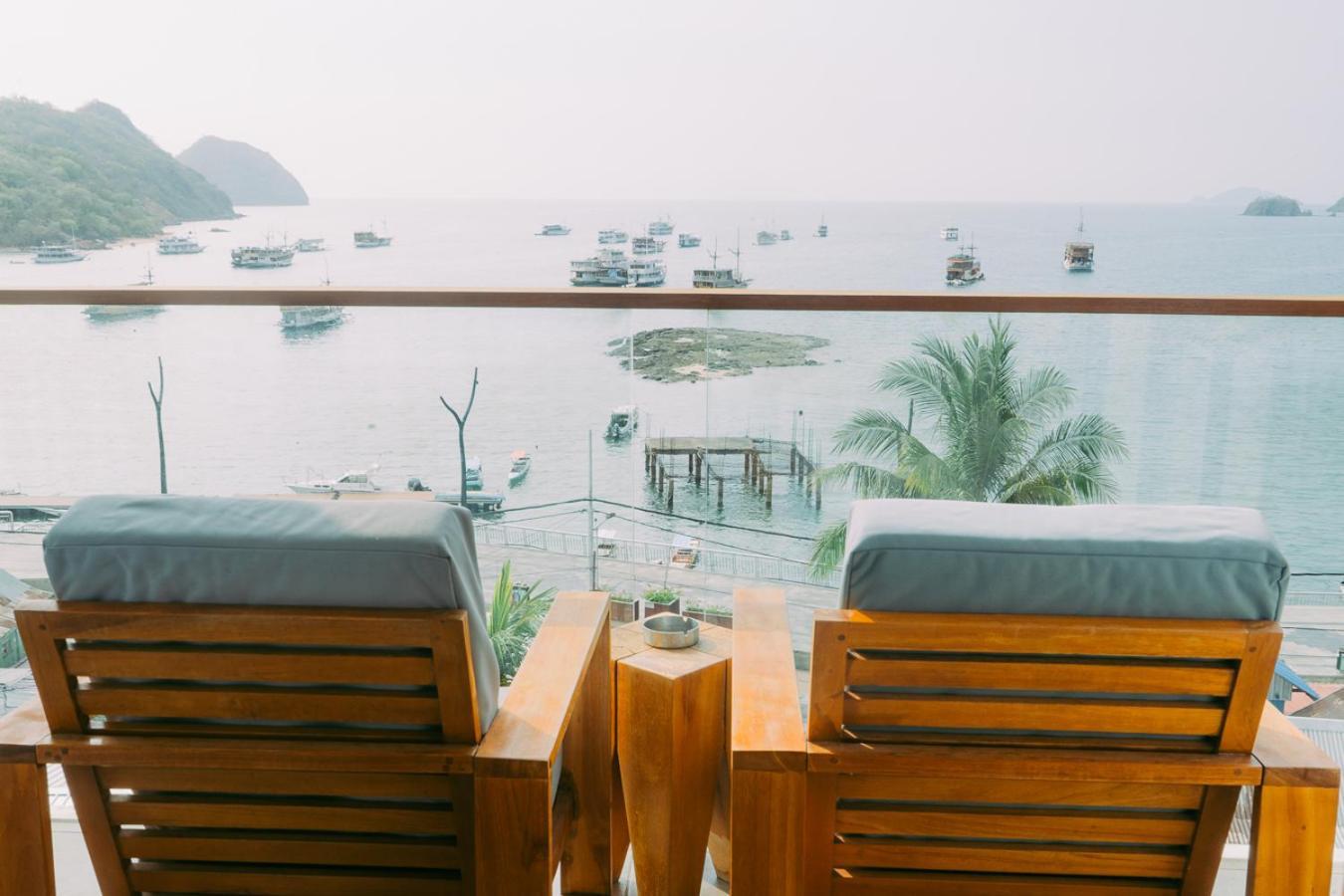 Escape Bajo Hotel Labuan Bajo Buitenkant foto