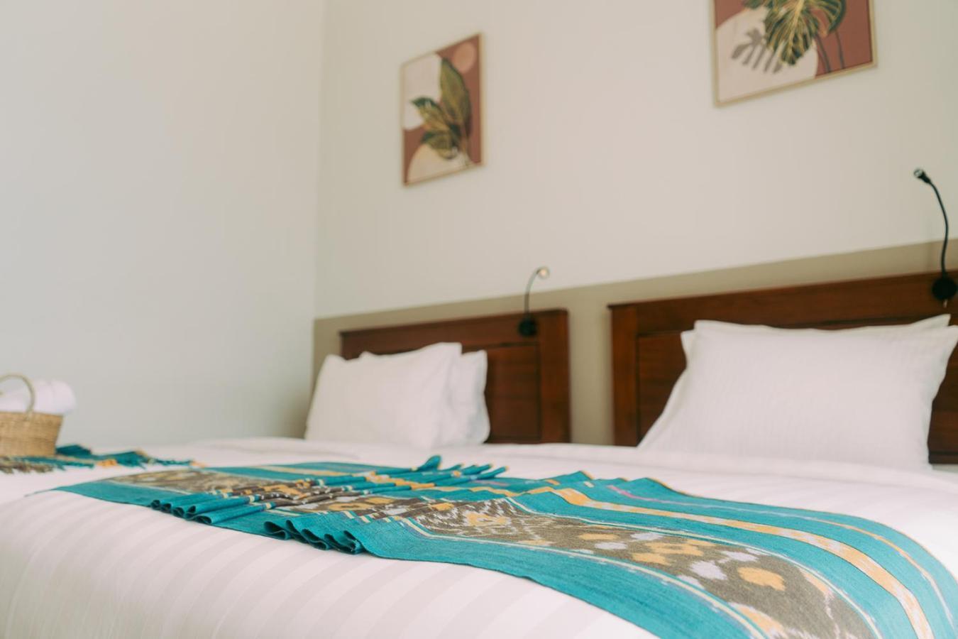 Escape Bajo Hotel Labuan Bajo Buitenkant foto