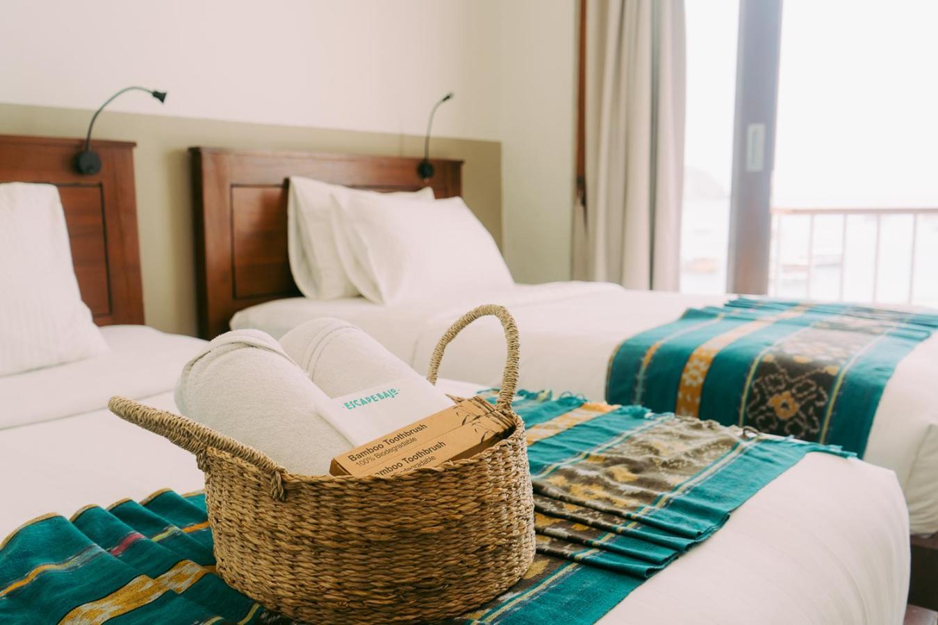 Escape Bajo Hotel Labuan Bajo Buitenkant foto